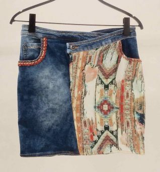 Angels Never Die short skirt