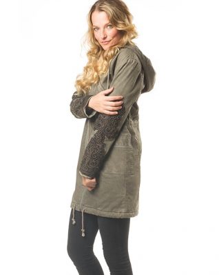 33030 Savage Culture Coat Garland Canada