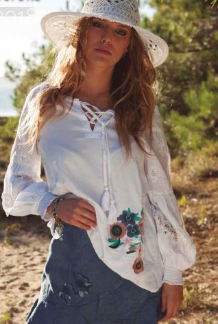 Savage Culture Blouse Capri