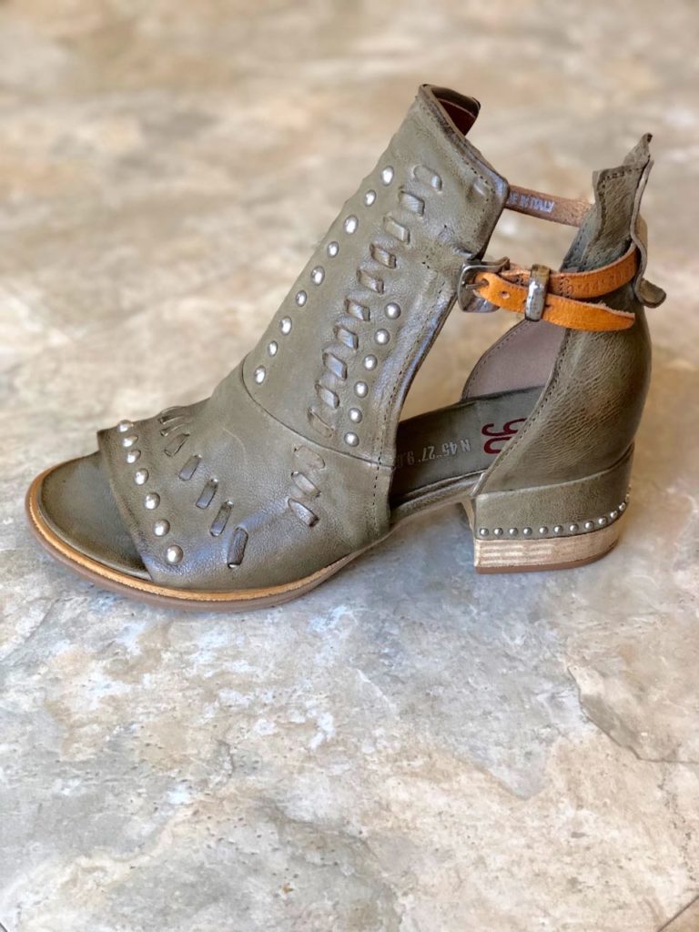 as 98 sandals