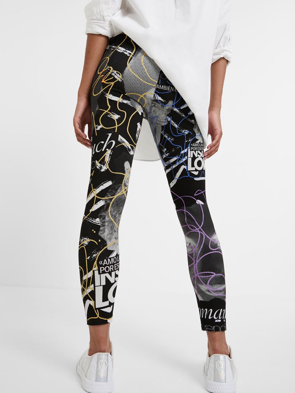 https://www.funfashion.ca/wp-content/uploads/2020/10/20WWKK03_2000-Desigual-Legging-Heritage-2.jpg