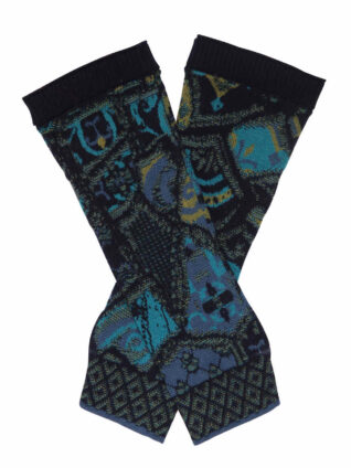 IVKO Wool Wrist Warmers Trencar Pattern 212685 (2 colours)