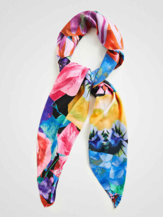 Desigual by C. Lacroix Scarf "Patch Maxi Carre"