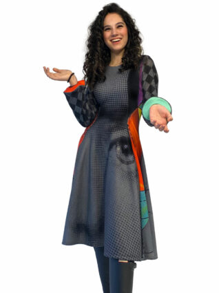 IPNG Dress Zip "Art Is..."