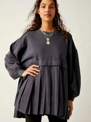 (取寄) フリーピープル レディース エレノア スウェットシャツ Free People women Eleanor Sweatshirt Grey Combo Free People Eleanor Striped Sweatshirt Washed Black Combo MD