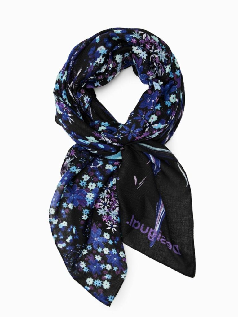 desigual shawl