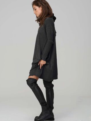 Poly Voly Pullover in Dark Charcoal Poly Voly Pullover in Dark Charcoal