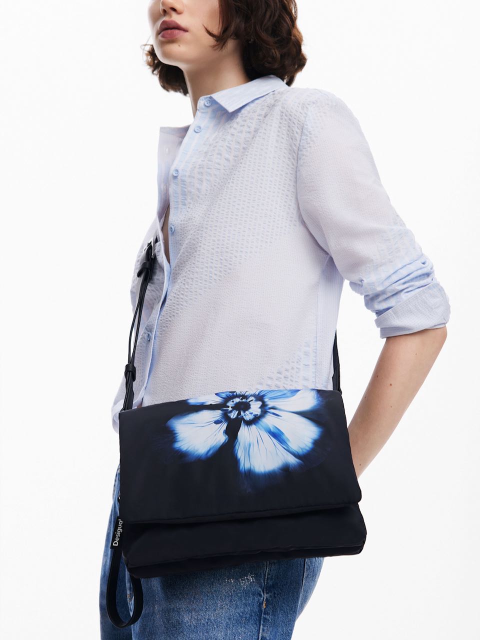 Desigualのバック DESIGUAL Crossbody Floral Flap Bag Black Blue 24WAXY45
